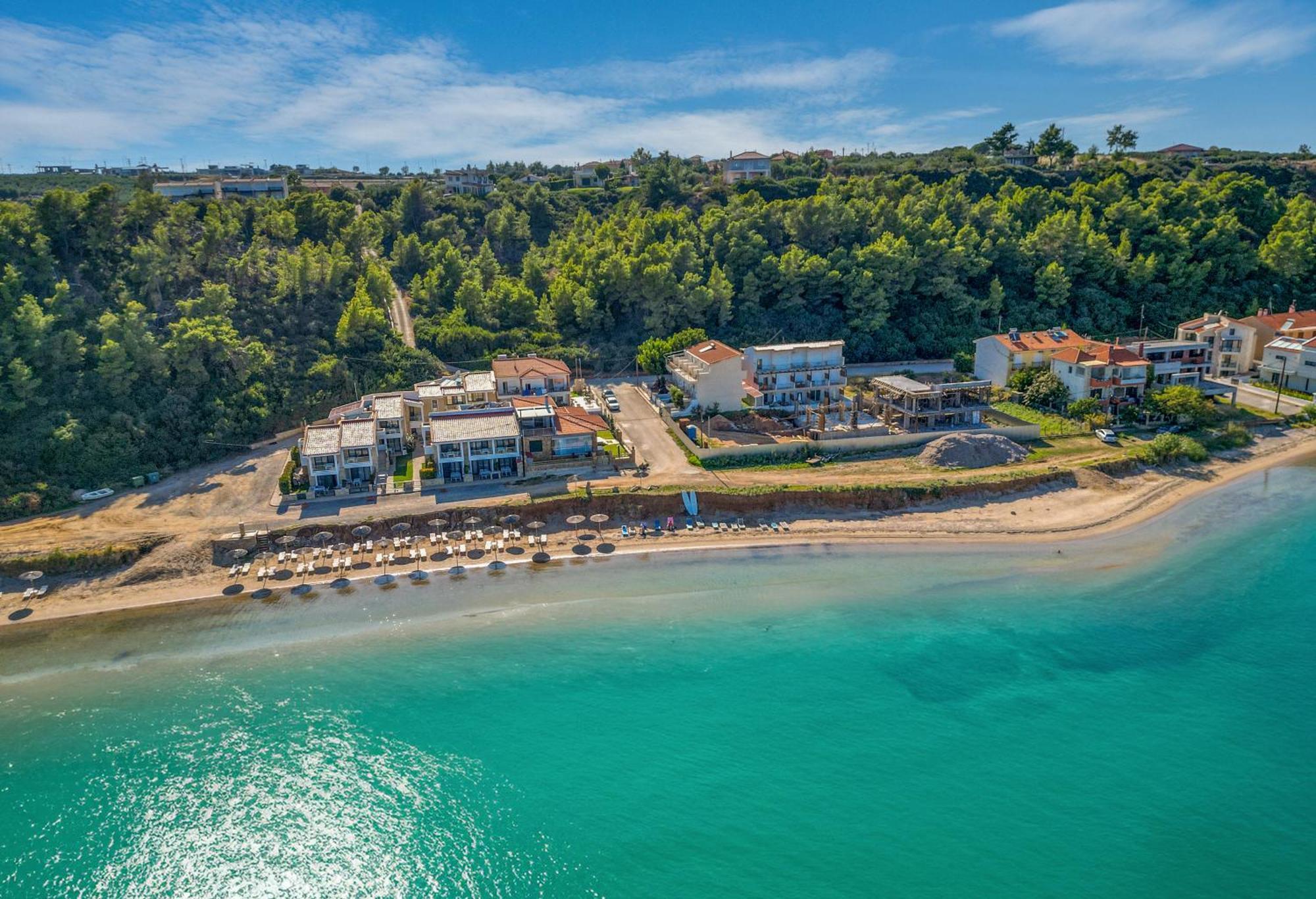 Elpiniki Luxury Apartments Nea Poteidaia Exterior foto