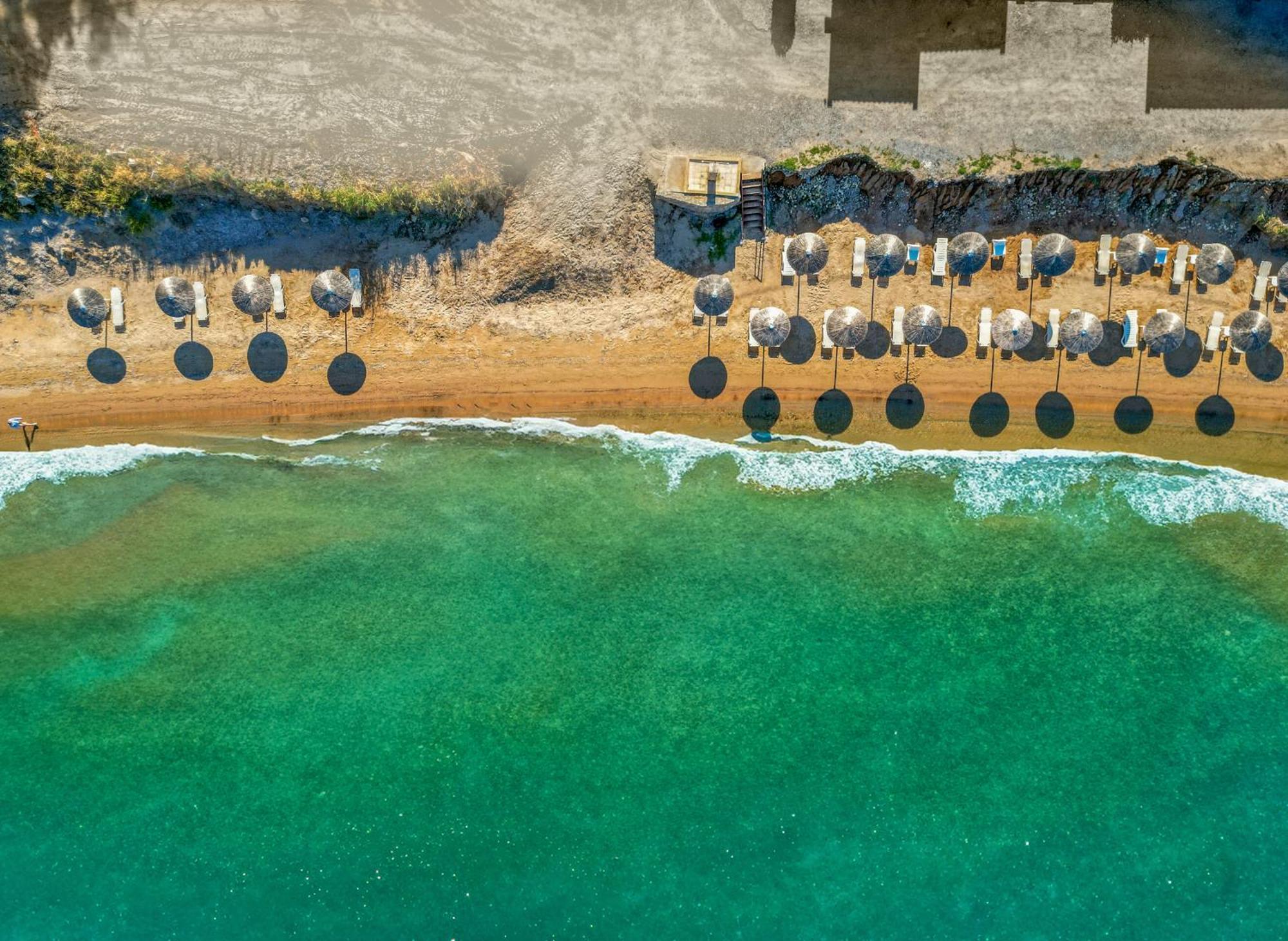 Elpiniki Luxury Apartments Nea Poteidaia Exterior foto